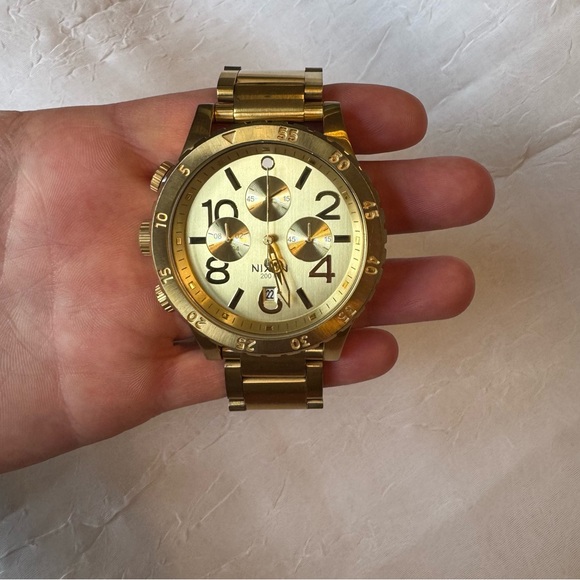 Nixon The 48-20 Gold-Tone Chronograph Watch - Picture 9 of 11